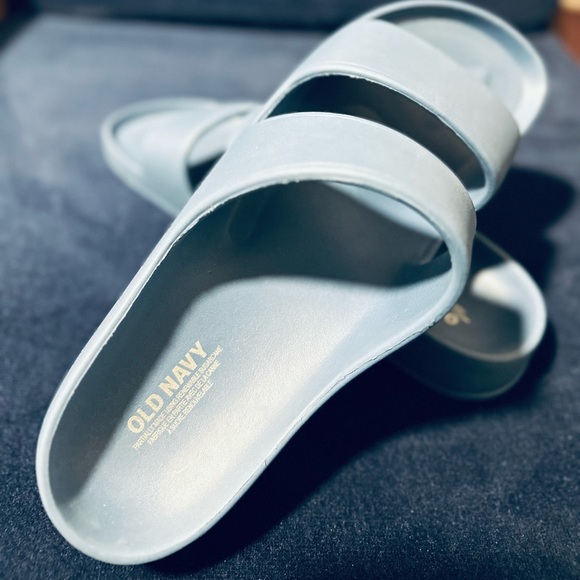 Old Navy Double Strap Sliders - Picture 2 of 4